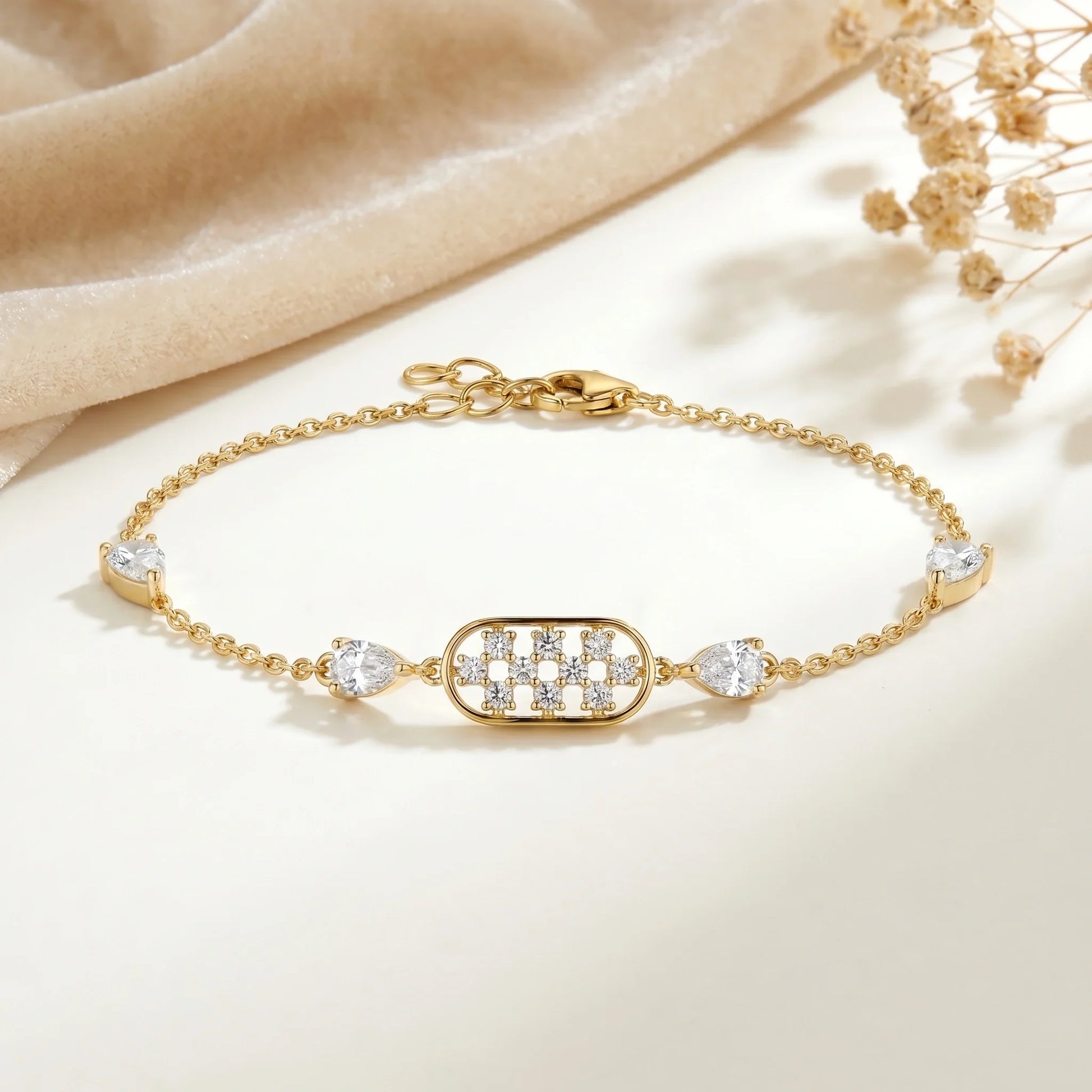 Lumière Lattice Bracelet