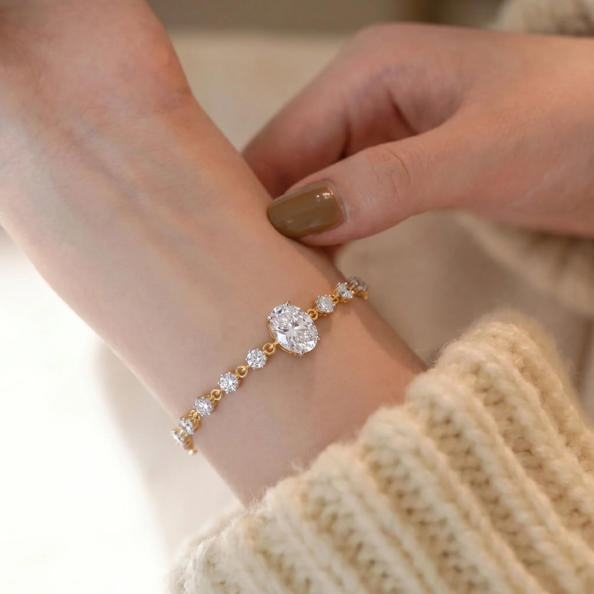 Gold Oval Solitaire Line Bracelet