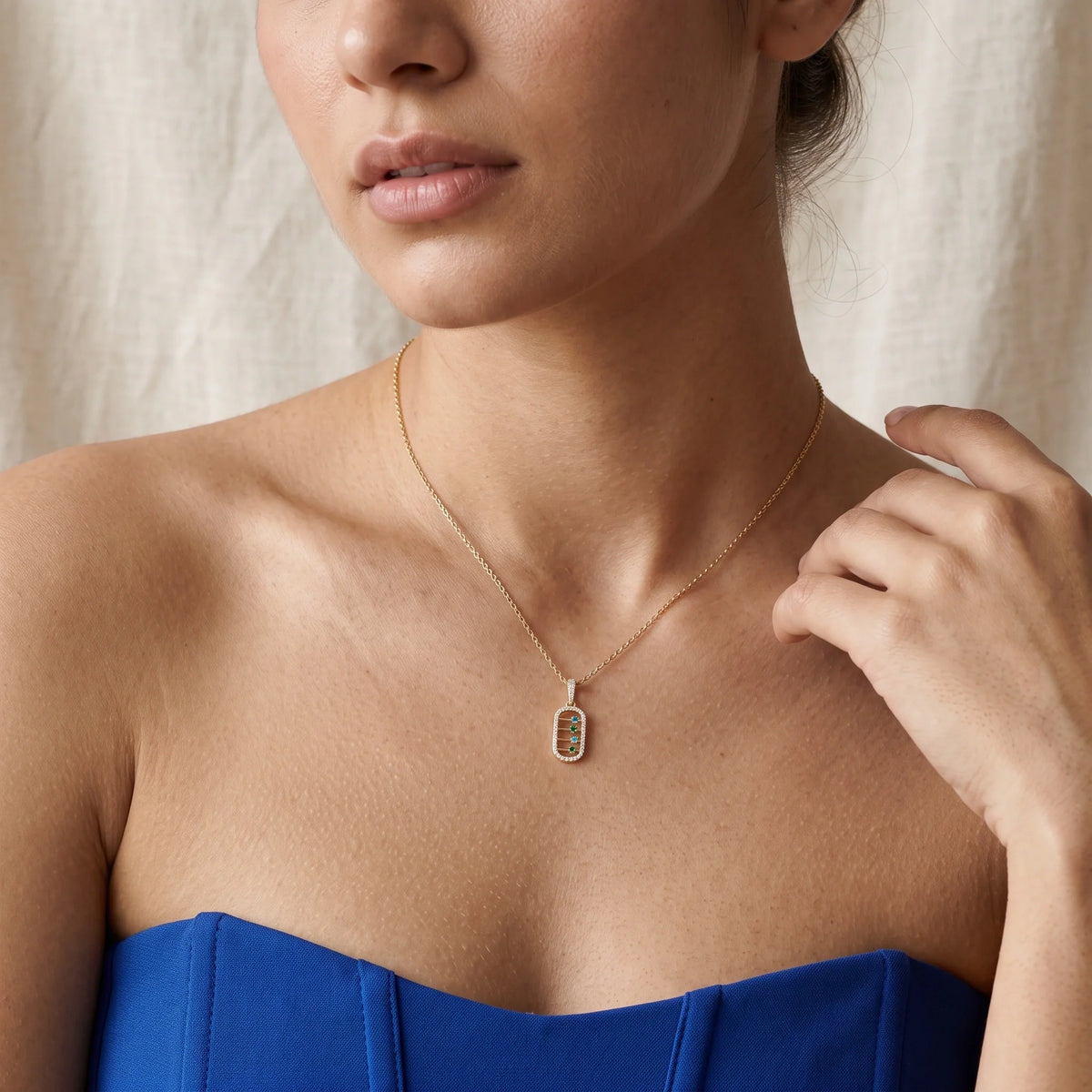 Gold Halo Bar Pendant