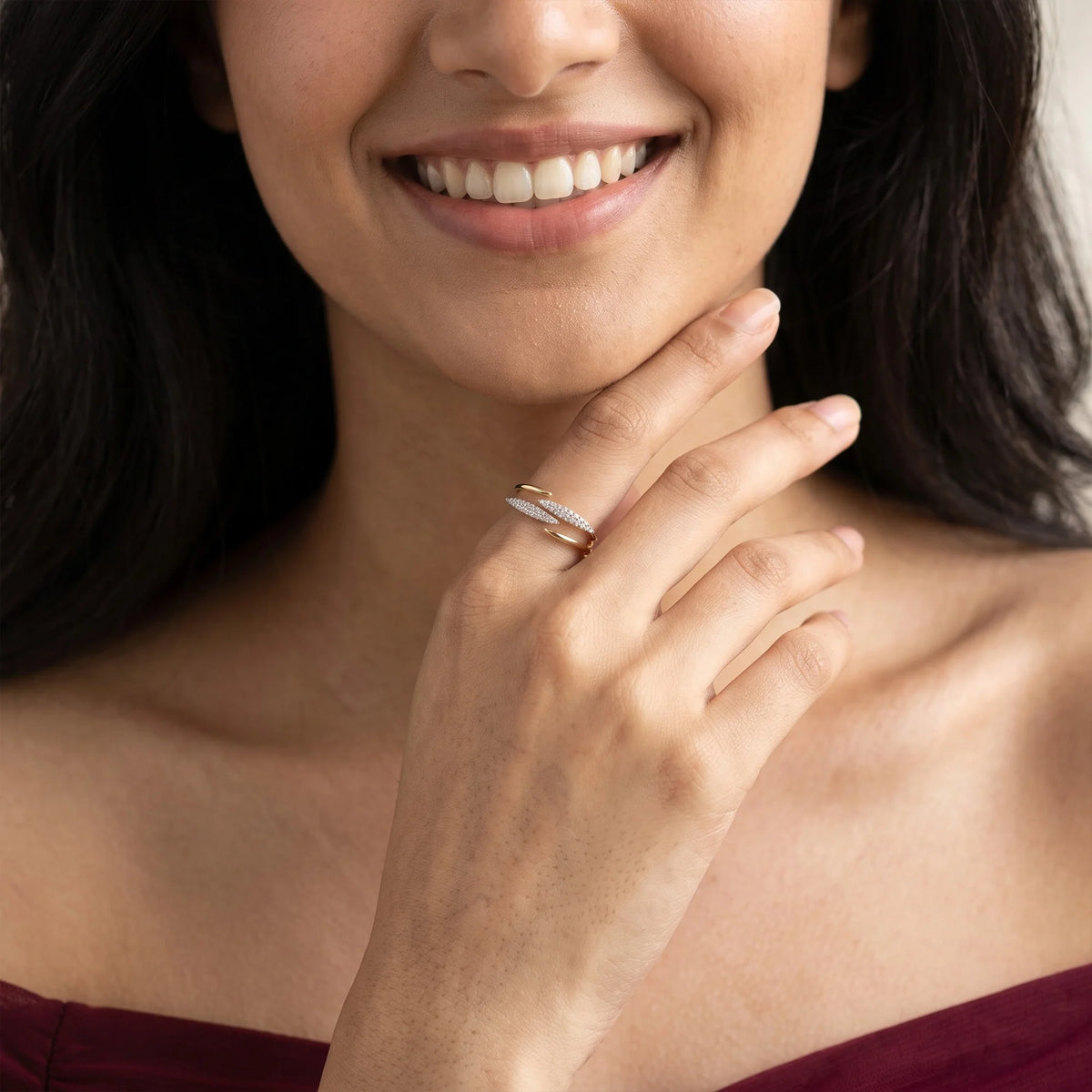 Gold Ribbon Crossover Ring