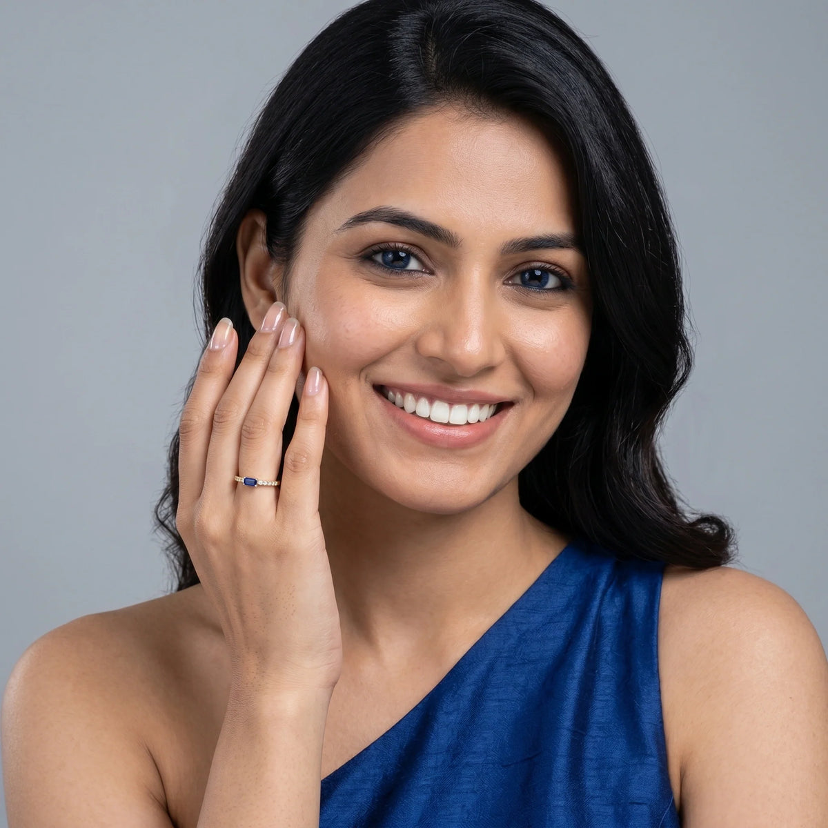 Gold Sapphire Baguette Ring