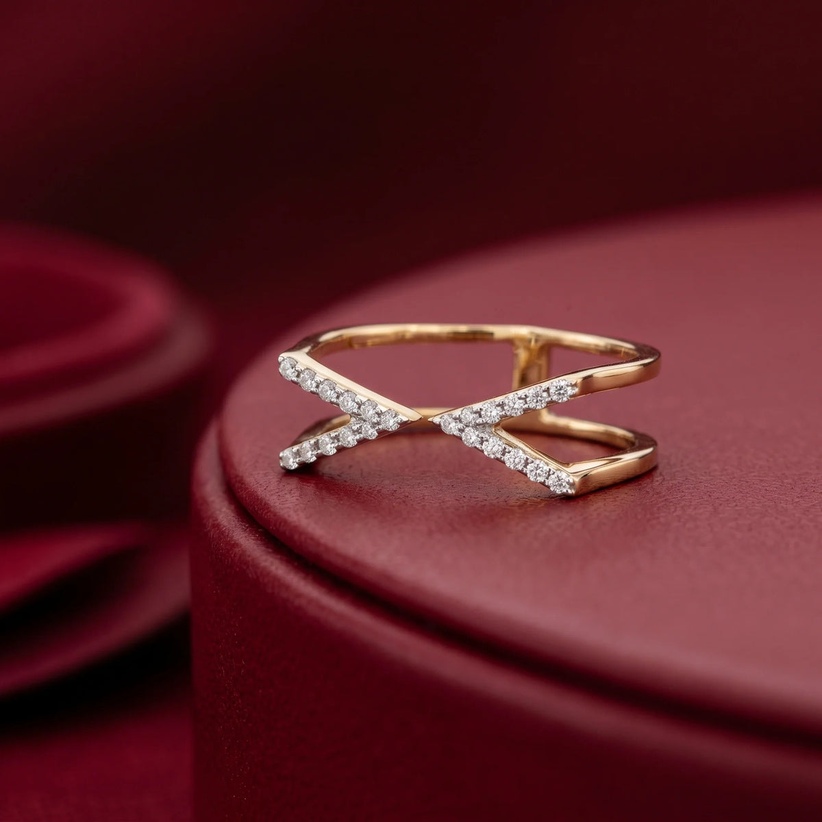 Gold Crossline Spark Ring