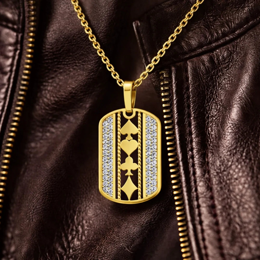 Royale Crest Pendant Men