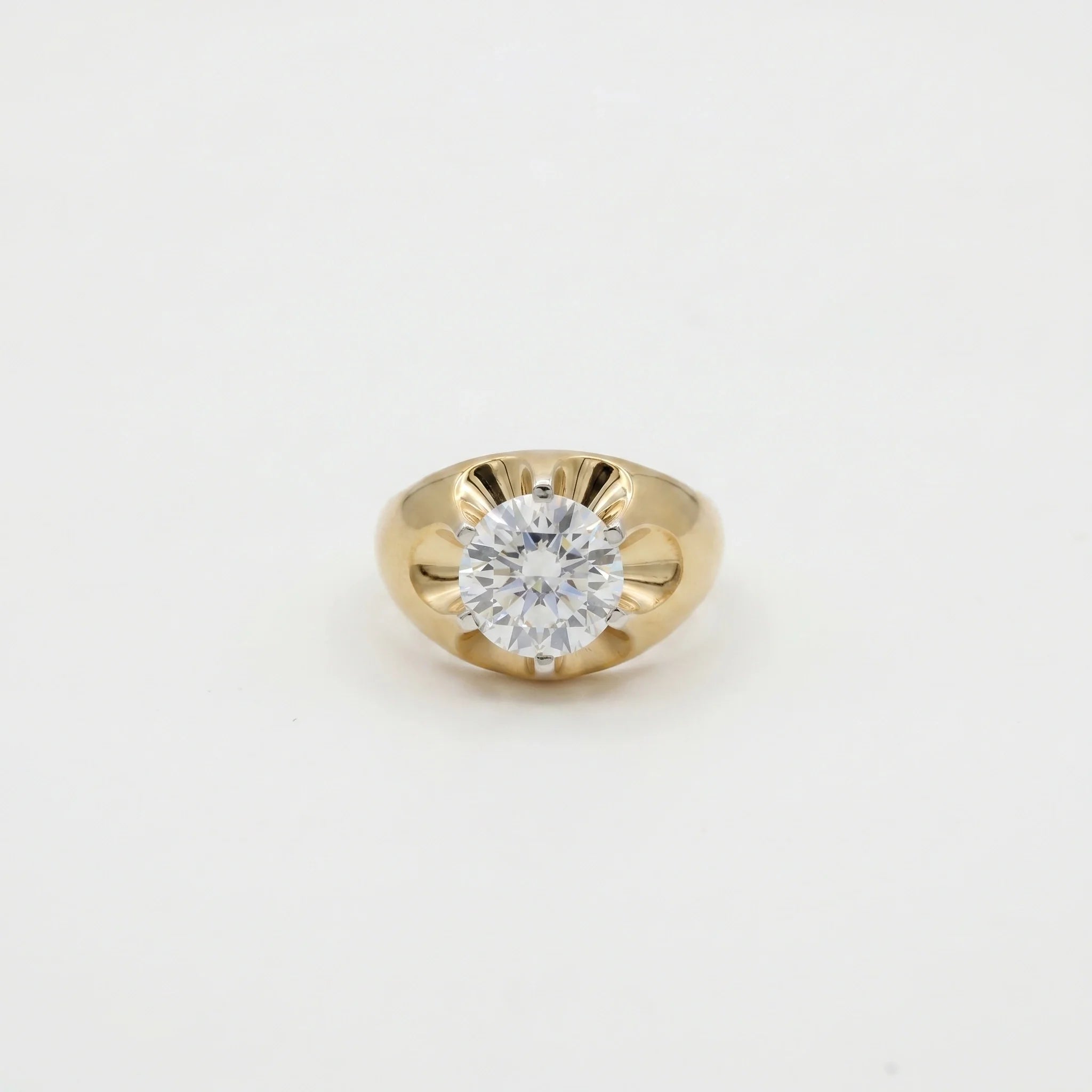 Gold Crest Solitaire Ring