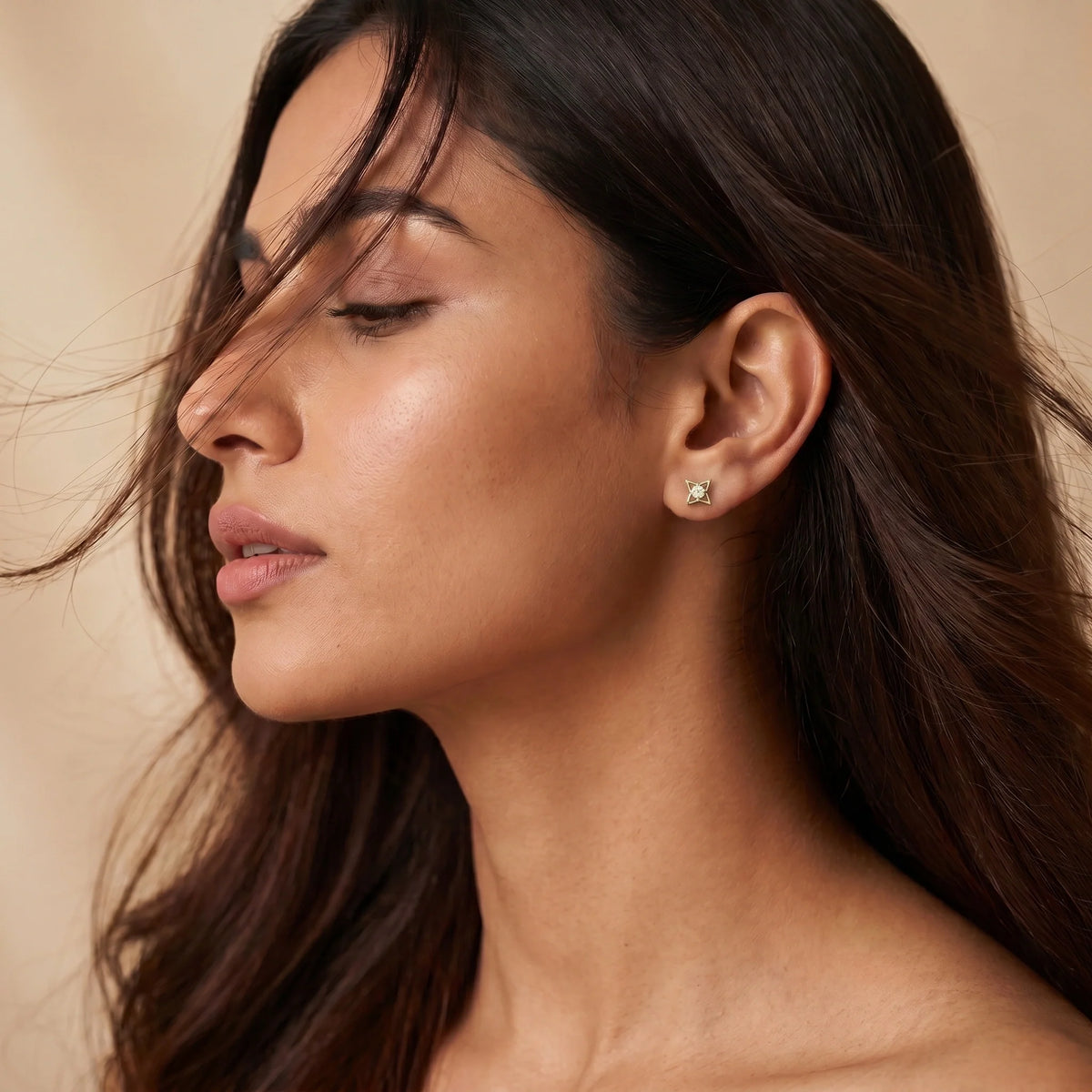 Gold Open Star Stud Earrings