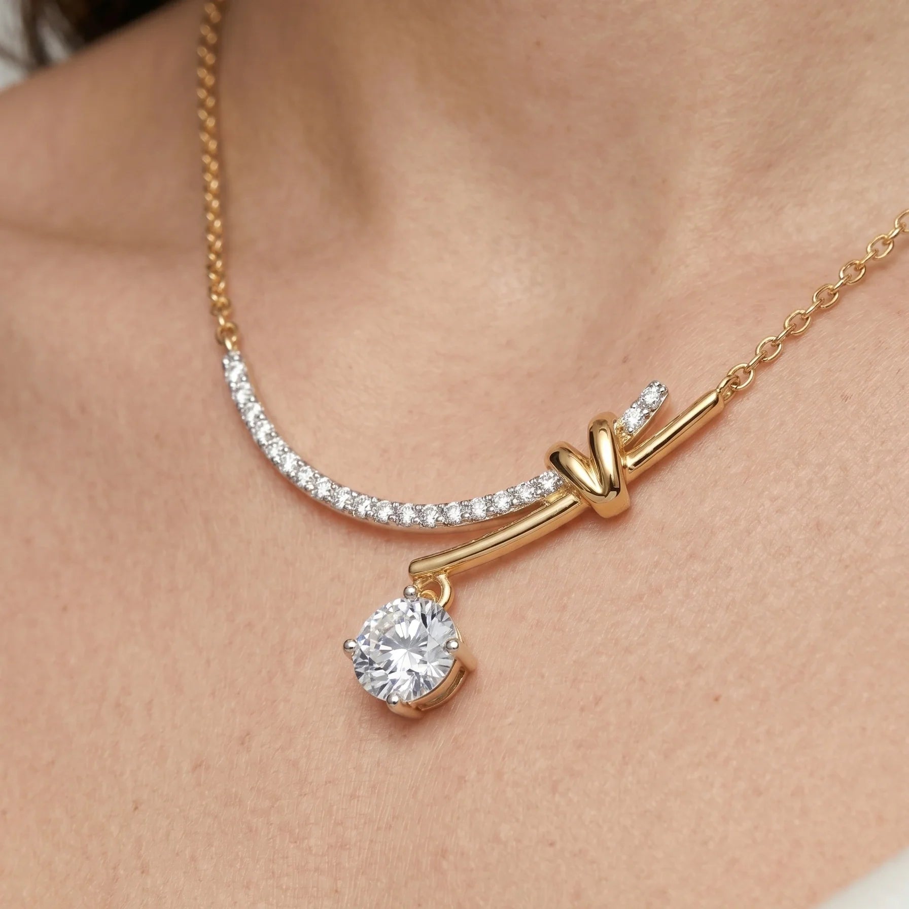 Solitaire Knot Drop Pendant